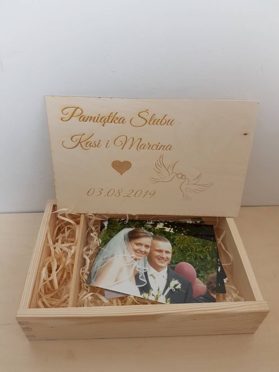 PUDEŁKO NA ZDJĘCIA I PENDRIVE Z GRAWEREM ŚLUB
