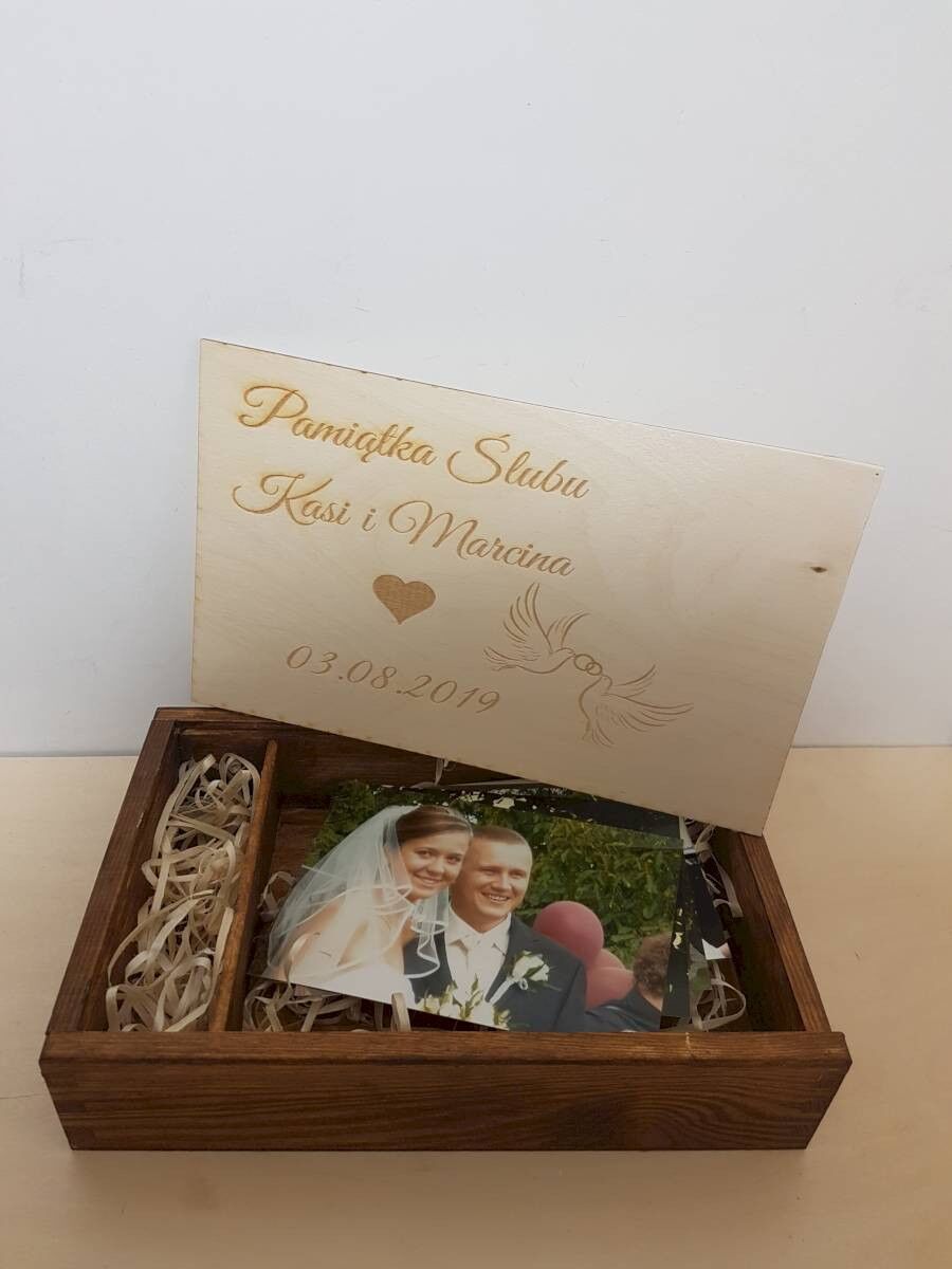 PUDEŁKO NA ZDJĘCIA I PENDRIVE Z GRAWEREM ŚLUB