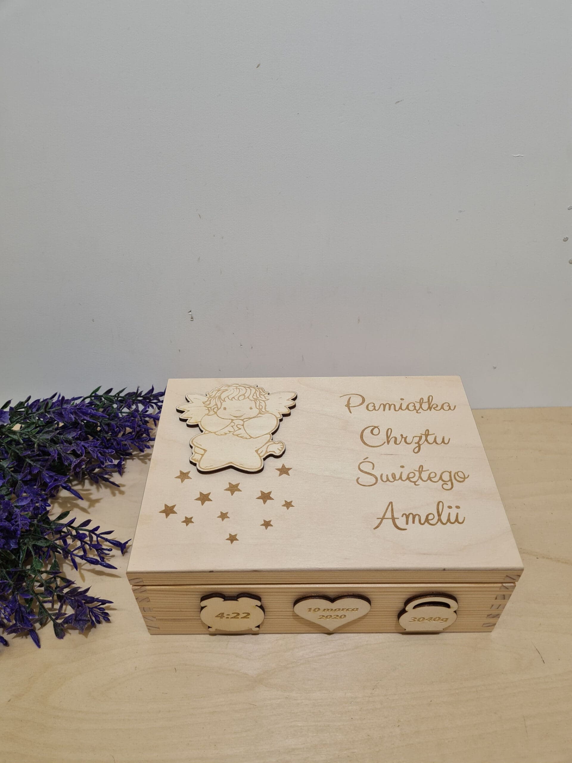 KUFEREK DLA DZIECKA DREWNIANA SKRZYNKA PAMIĄTKA CHRZTU ŚWIĘTEGO