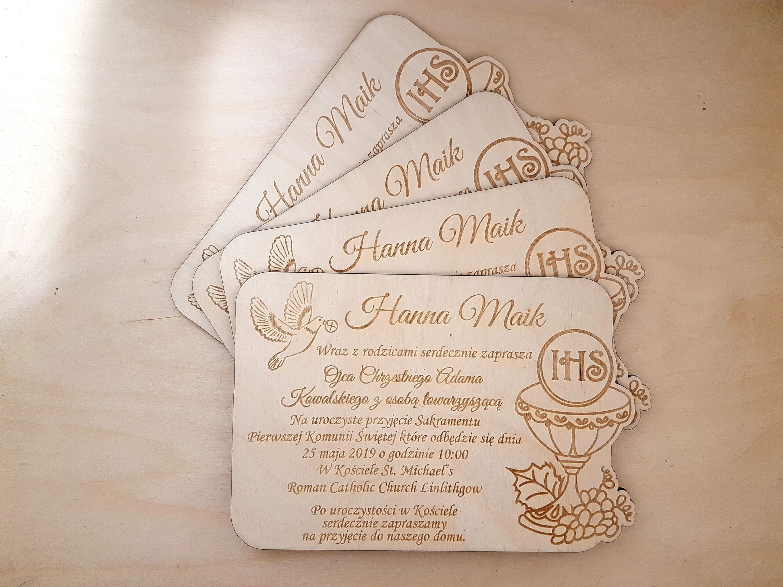 ZAPROSZENIE DREWNIANE komunijne personalizowane "IHS"