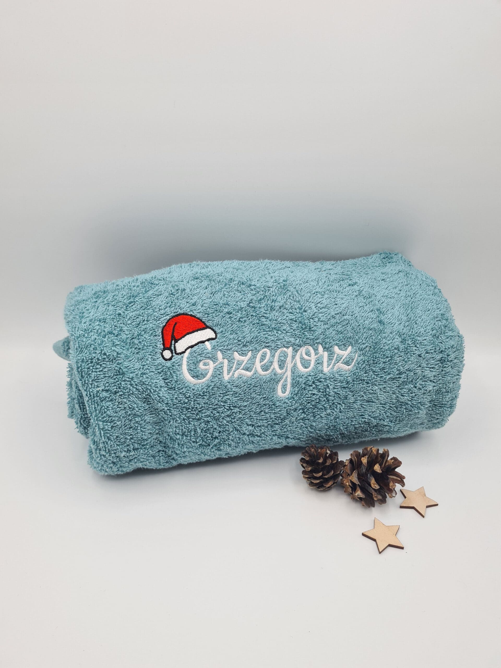 RĘCZNIK Z HAFTEM ŚWIĄTECZNY "Czapka Mikołaja" Prezent na Święta