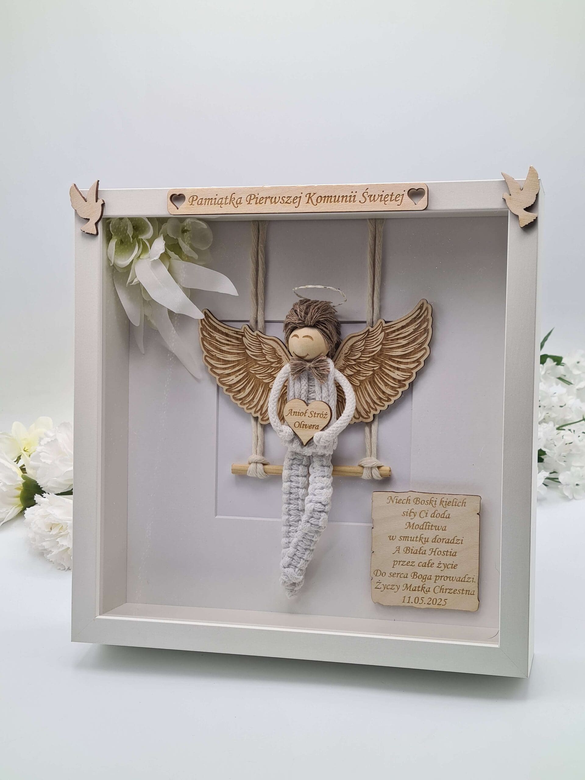 Prezent na Komunię – Anioł w ramce z personalizacją